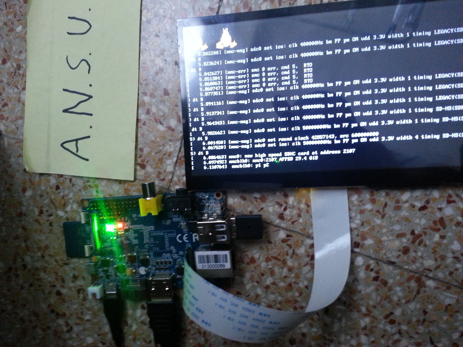 Banana_Pi_M1_test_lcd.jpg